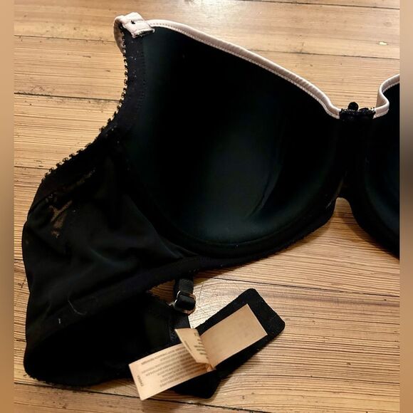 Dita Von Teese Bra. Size 40D. - Picture 7 of 15